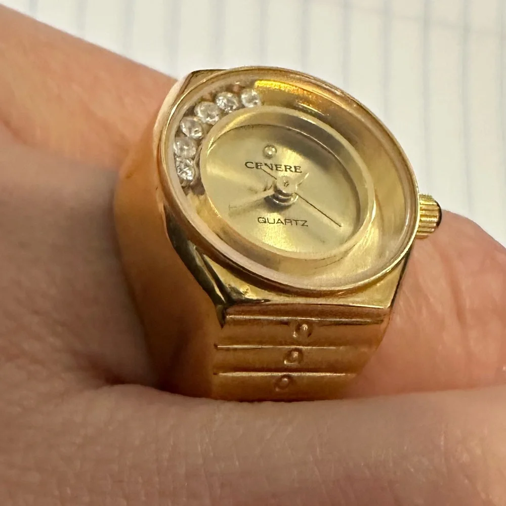 Cenere Quartz Watch Ring